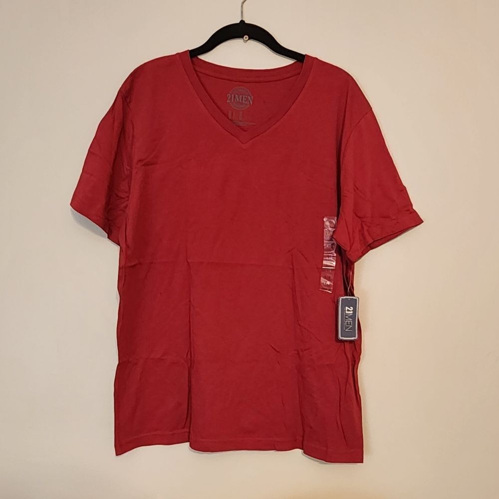 NWT Men's Red Short Sleeve V-Neck Shirt